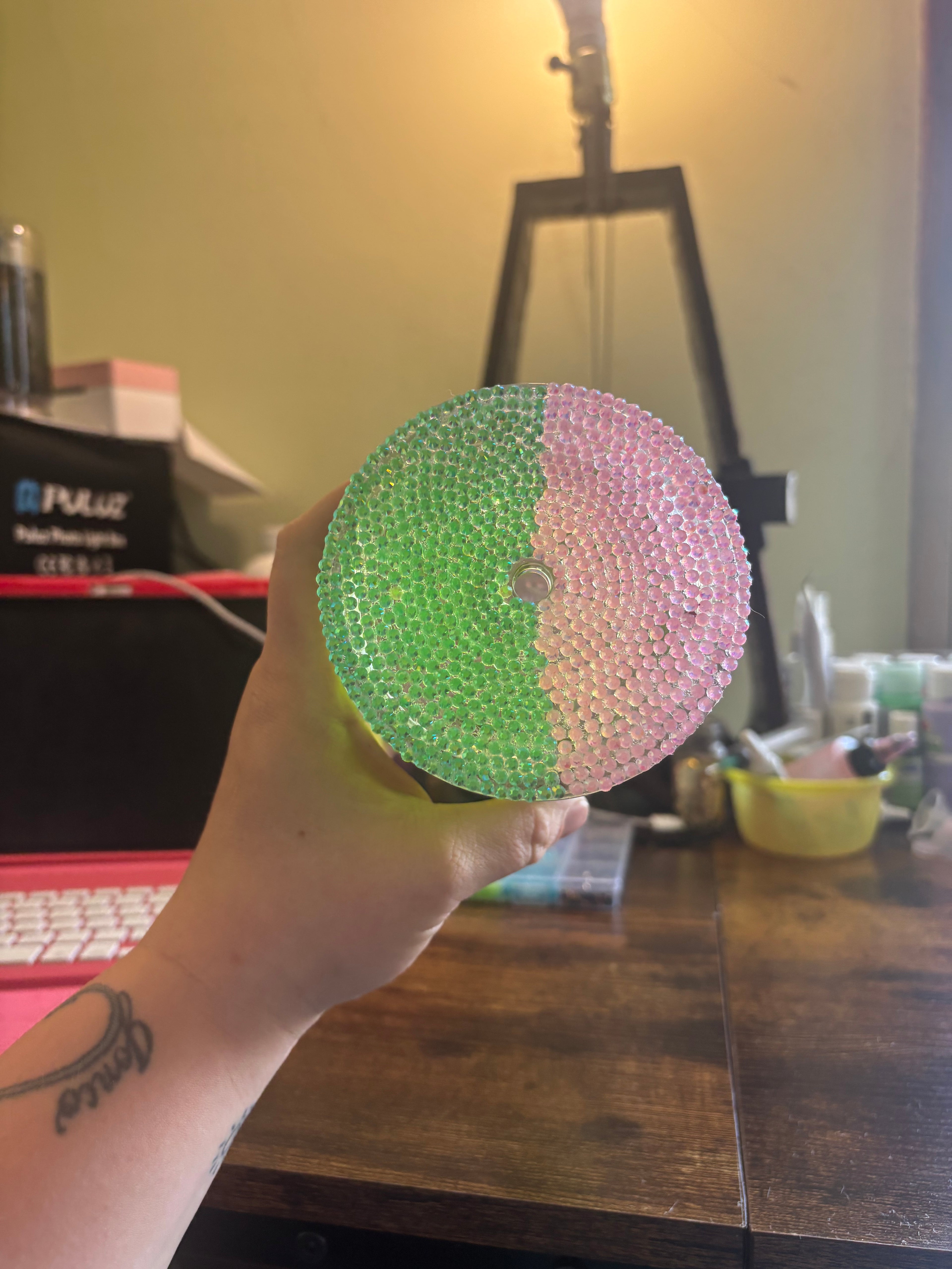 Bedazzled lid